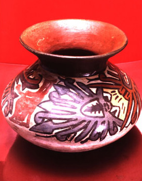 Vaso biconico, 125 – 225 d.C. (Nasca 6) 