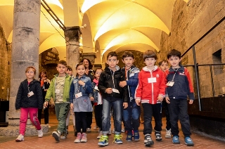 foto laboratorio di bambini alla Commenda