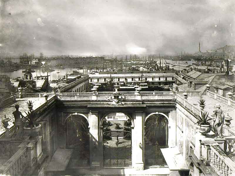 Genova, vista dal porto da Palazzo Reale