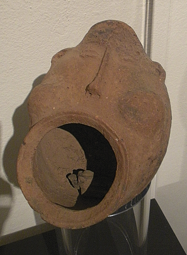 Igbo ite ogwu "Medicine pot" 