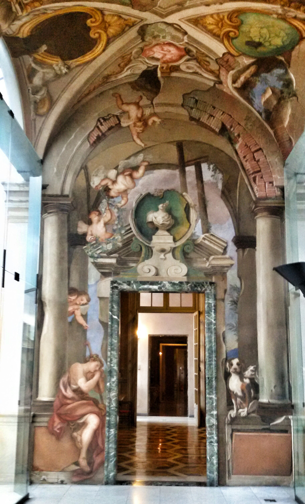 Loggia delle Rovine - Palazzo Rosso