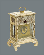 Orologio da tavolo in avorio con piante e animali delle quattro stagioni 