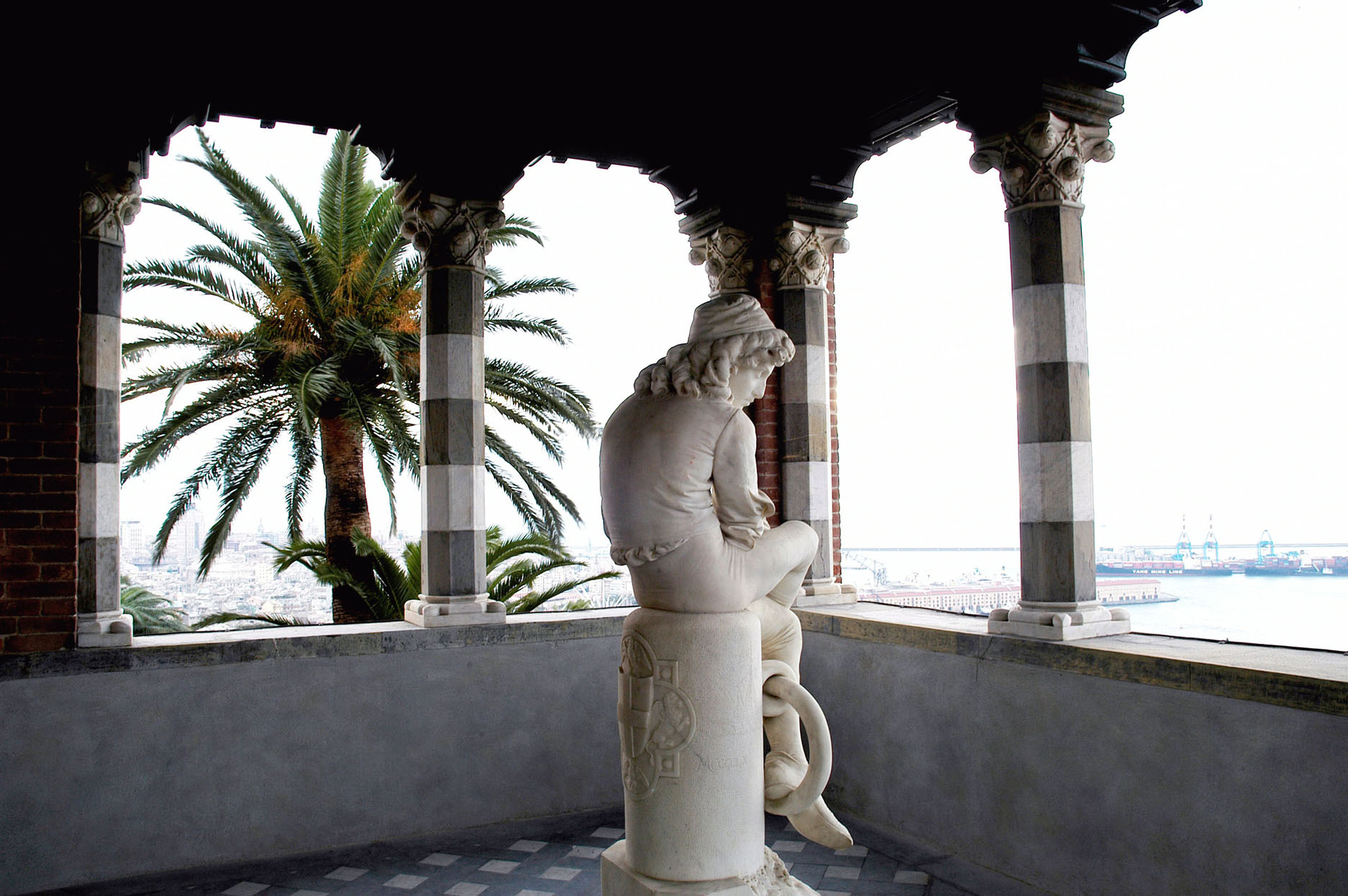 Loggia Colombo Giovinetto con panorama