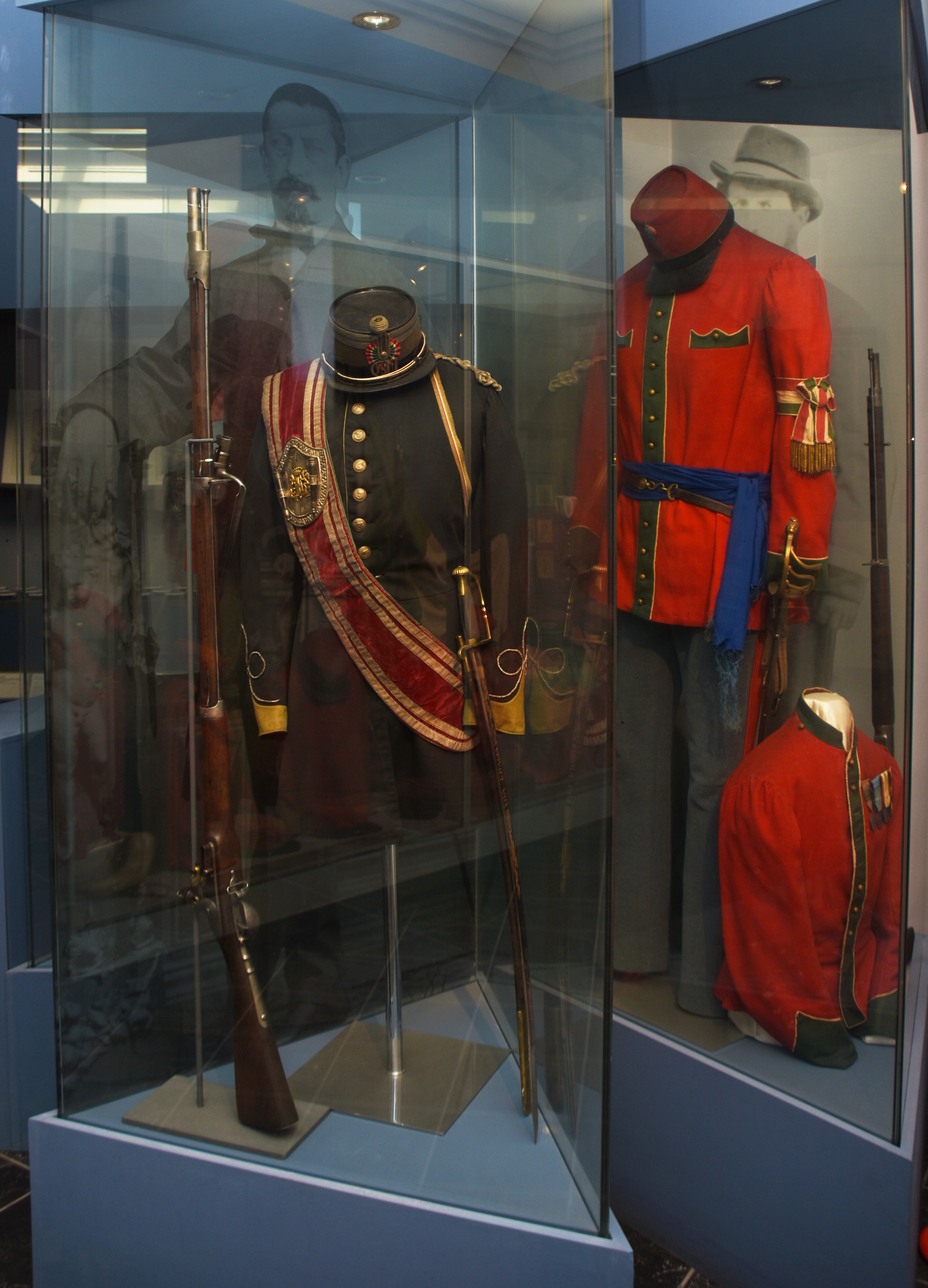 Camicia Rossa e divisa della Guardia nazionale (2)