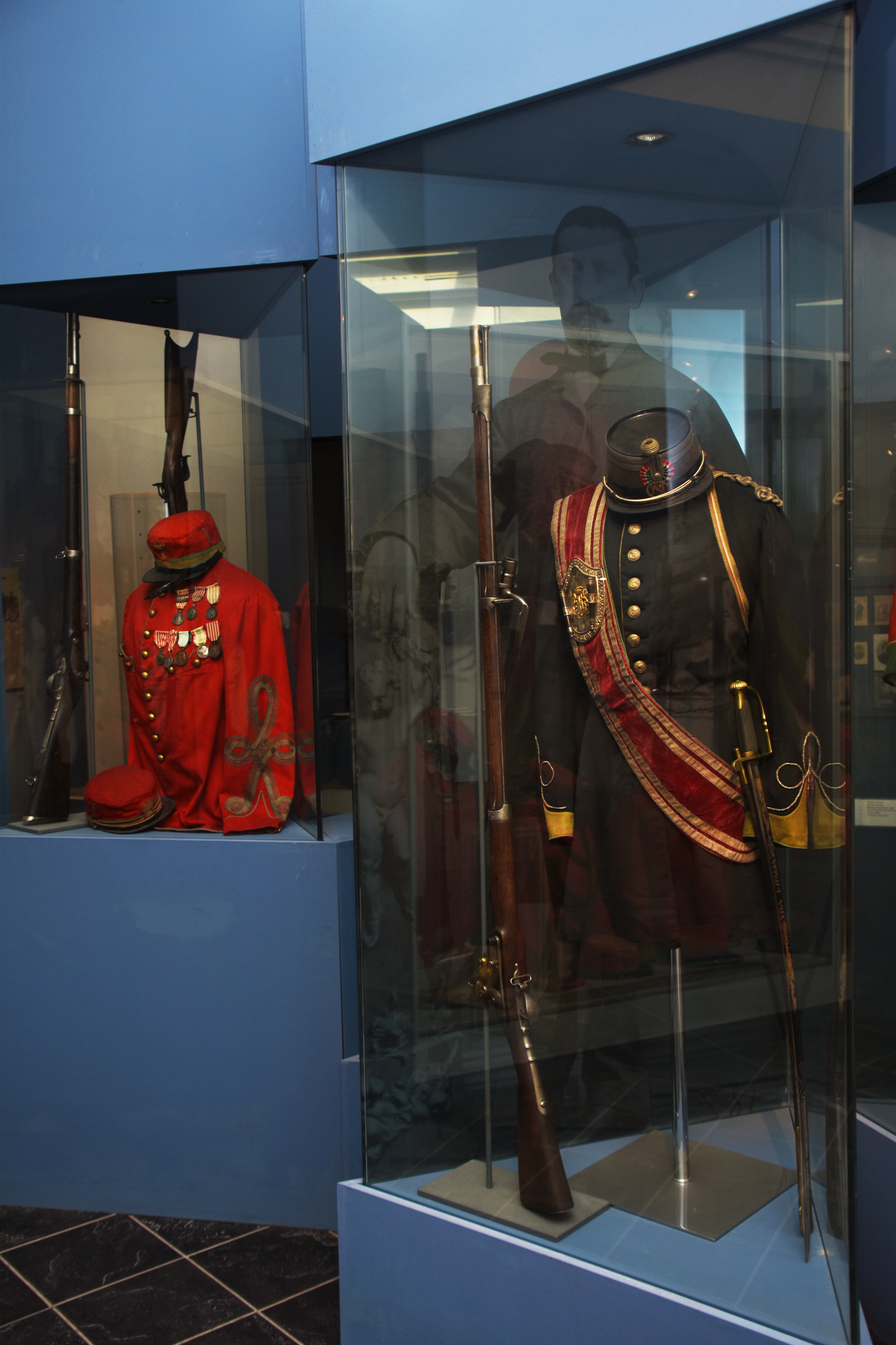 Camicia Rossa e divisa della Guardia nazionale 