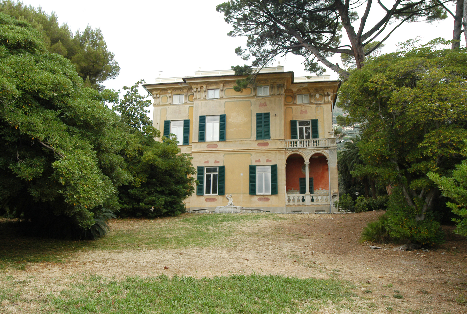 villa Luxoro