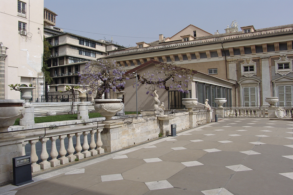 Giardino superiore e terrazzo Palazzo Bianco - ph. Daria Vinco