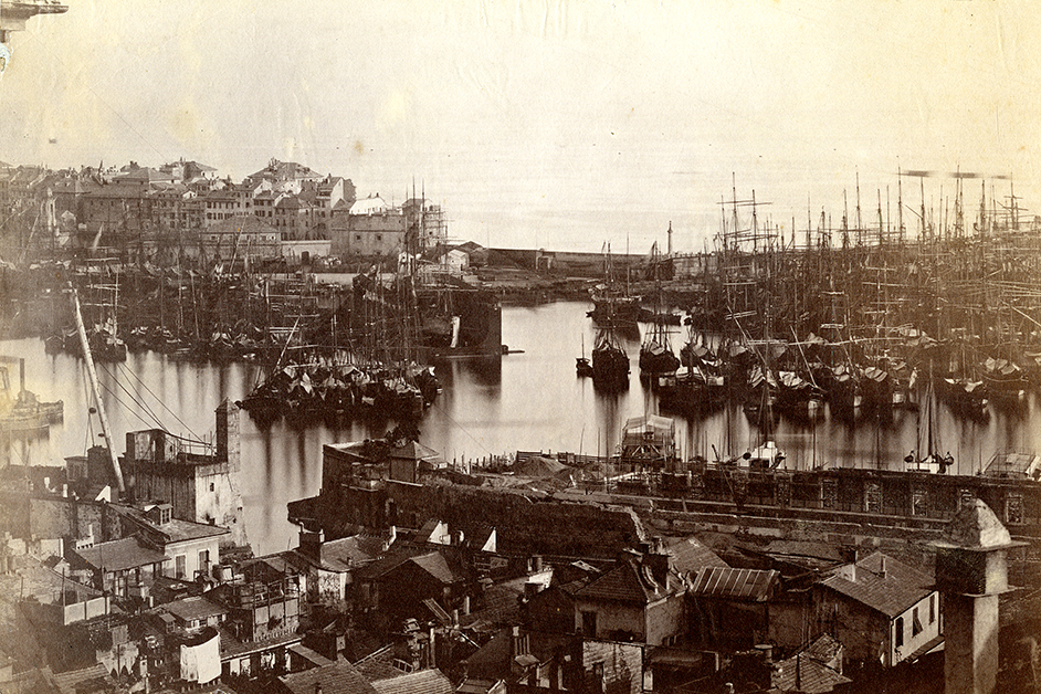Il porto di Genova nel 1884: particolare della Darsena