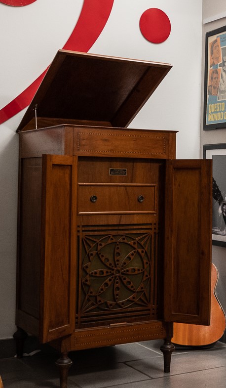 Riccardo Mannerini's Gramophone