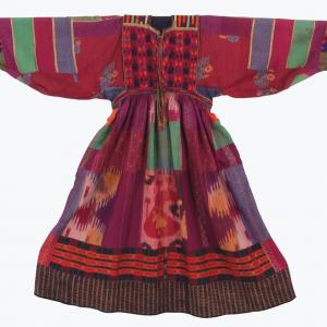 Women’s dress (Afghanistan)
