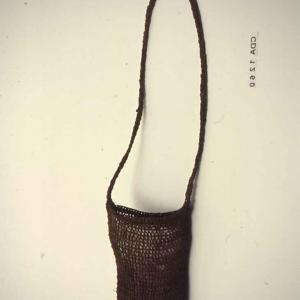 Borsa di spago vegetale lavorato “a maglia”