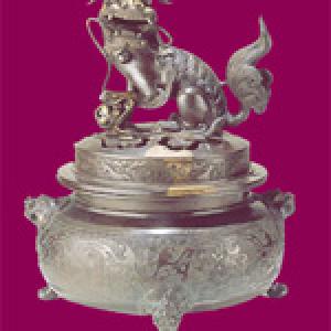 Incensiere a tripode con leone cinese