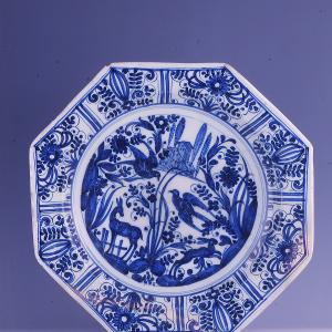 Piatto in maiolica