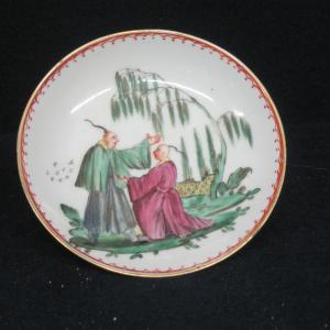 Porcelain plate