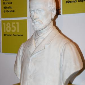busto in marmo di Santo Saccomanno raffigurante Giuseppe Mazzini 