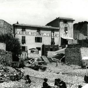 Albergo, ristorante e bagni san Giuliano, Genova, 1900