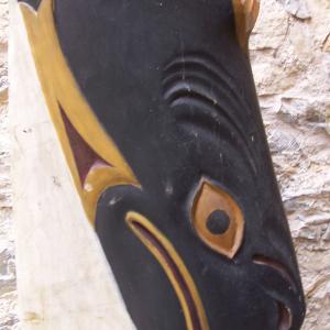 Particolare del palo totemico 